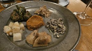 Zakaski at Apteka in Pittsburgh