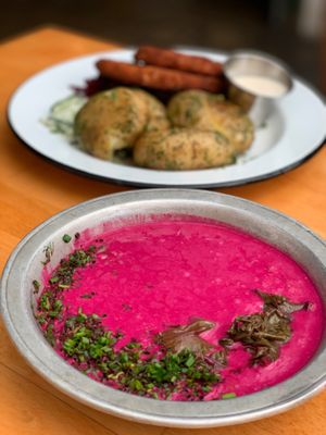  at Apteka in Pittsburgh