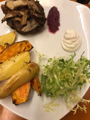 Naked burger at Eqvita in 