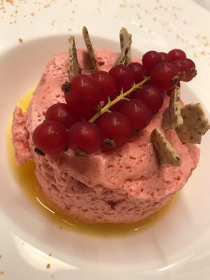 Mousse framboise at Eqvita in 