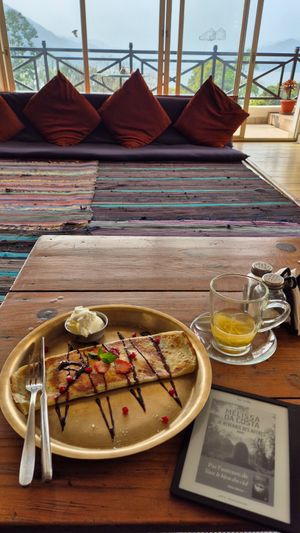 Crêpes au chocolat! at OR2K in Pokhara