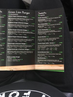 Carrot symbol means vegan at Green Lion in Nuremberg