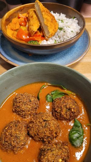 Crispy tofu and falafels at Toli Toli in Druskininkai