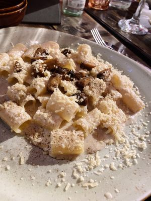 Gricia pasta dish (with seitan)  at Rifugio Romano in Rome