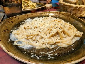 Cacio e pepe vegan at Rifugio Romano in Rome