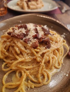 Carbonara at Rifugio Romano in Rome