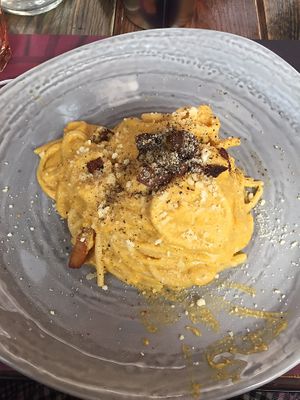 Spaghetti carbonara - Vegan  at Rifugio Romano in Rome