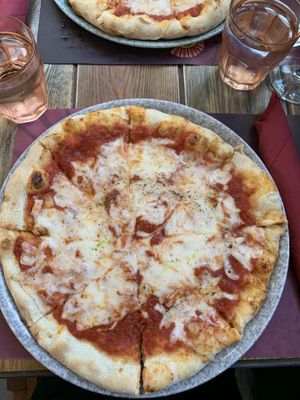 Margherita pizza 😍😍  at Rifugio Romano in Rome