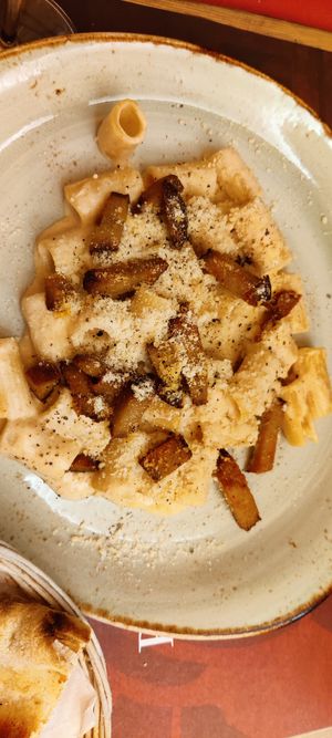  at Rifugio Romano in Rome