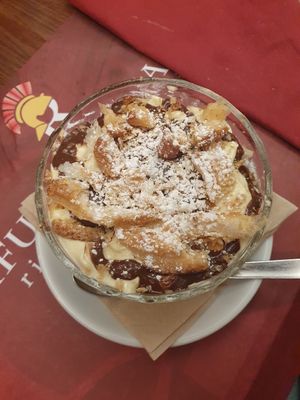 Sbriciolata custard at Rifugio Romano in Rome