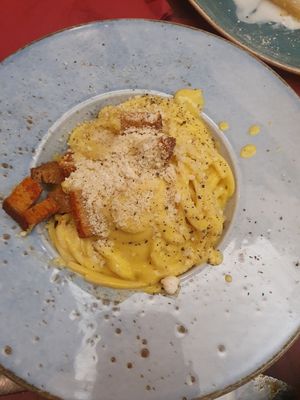 Carbonara at Rifugio Romano in Rome