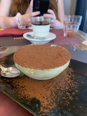 Tiramisu and panacotta  at Rifugio Romano in Rome