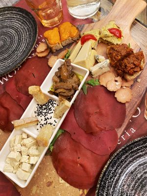 Antipasto del Rifugio  at Rifugio Romano in Rome