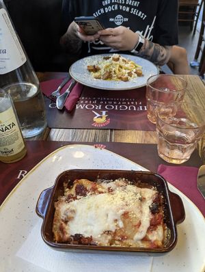 Lasagna and Carbonara at Rifugio Romano in Rome
