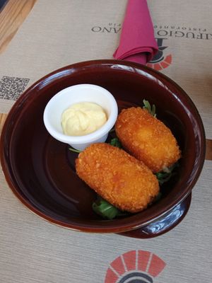 Chroquettes with creamy dip at Rifugio Romano in Rome
