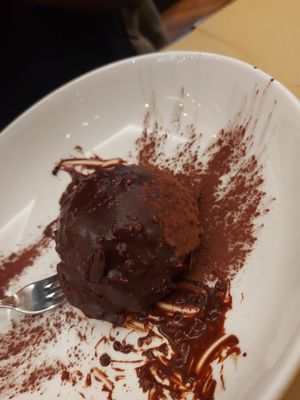  at Rifugio Romano in Rome