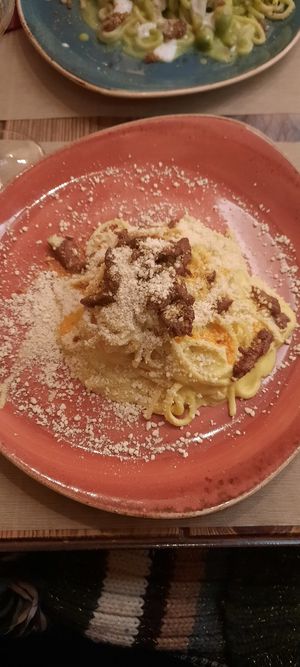 Carbonara at Rifugio Romano in Rome