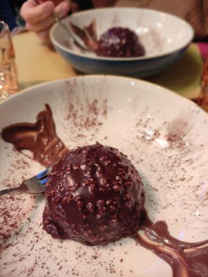 Delizia delle delizie:il Rocher. at Rifugio Romano in Rome