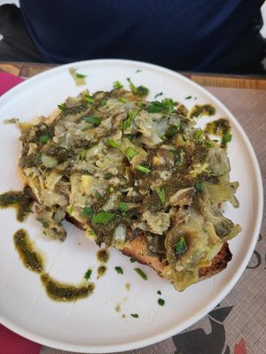 Artichoke and greens brushetta at Rifugio Romano in Rome