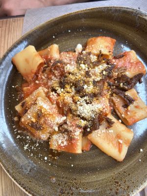 Paccheri all‘amatriciana  at Rifugio Romano in Rome