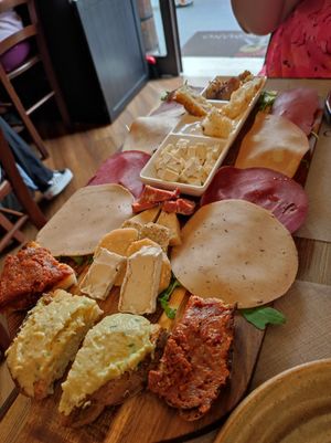 Tagliere Vegan at Rifugio Romano in Rome