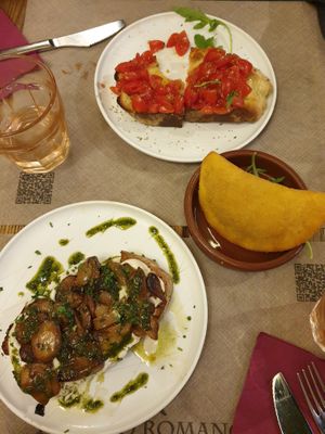Tomato bruschetta, Mushroom and blue cheese bruschetta, Mini fried foldover with pizzaiolo sauce  at Rifugio Romano in Rome
