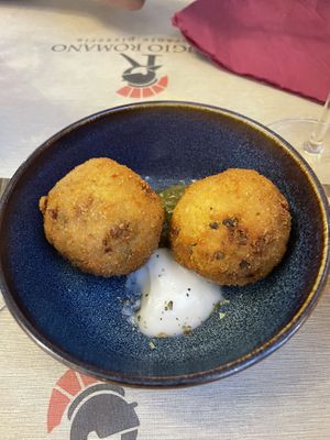 Arancini  at Rifugio Romano in Rome