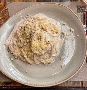 Tonnarello cacio e pepe Vegan at Rifugio Romano in Rome