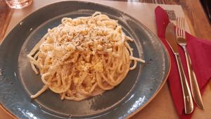 Cacio e pepe at Rifugio Romano in Rome