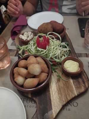 Tabla de aperitivos at Rifugio Romano in Rome