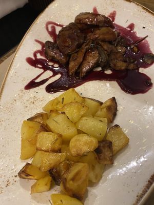 Saitan “meat” with red wine   at Rifugio Romano in Rome