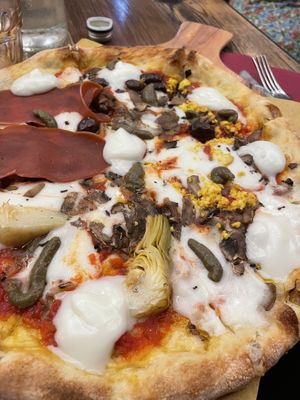 Capricciosa pizza   at Rifugio Romano in Rome