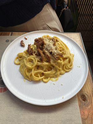   at Rifugio Romano in Rome