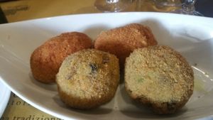Arancini  at Rifugio Romano in Rome