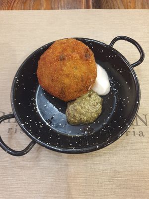 Arancino (rice ball) at Rifugio Romano in Rome