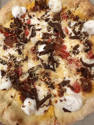 Pizza bomba  at Rifugio Romano in Rome