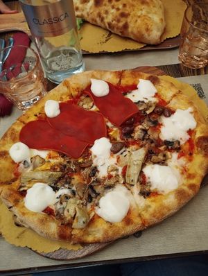 Capricciosa at Rifugio Romano in Rome