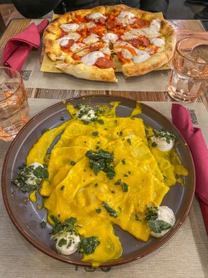 Ravioli and pizza  at Rifugio Romano in Rome