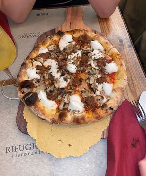 Sausage, Mushroom, Mozzarella Pizzaa  at Rifugio Romano in Rome