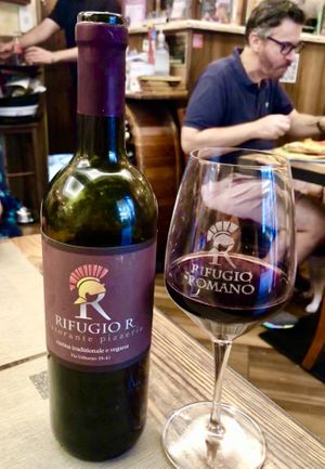 House red  at Rifugio Romano in Rome