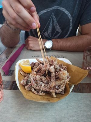 Friture vegane, gras et pas trop de goût at Rifugio Romano in Rome