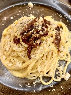 Carbonara!!  at Rifugio Romano in Rome