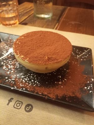 Tiramisu at Rifugio Romano in Rome
