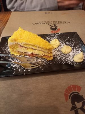 Strawberry cake at Rifugio Romano in Rome