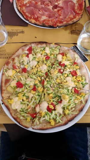 Pizza Mimosa at Rifugio Romano in Rome