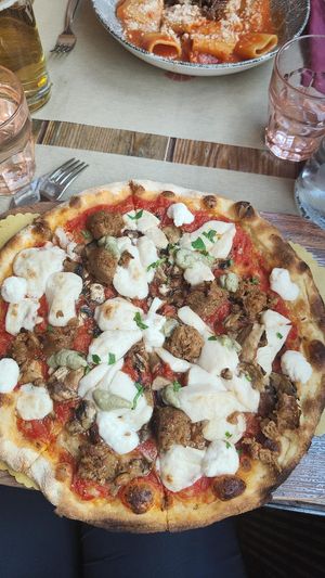 Pizza at Rifugio Romano in Rome