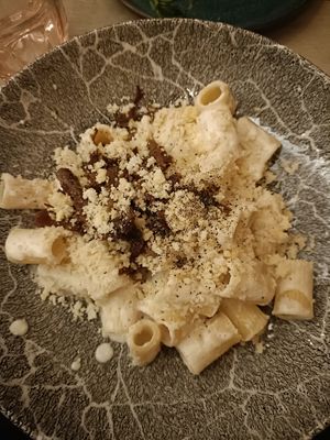 Gricia at Rifugio Romano in Rome