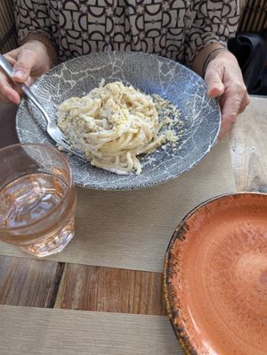 Cacio e Pepe at Rifugio Romano in Rome