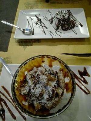 Desserts at Rifugio Romano in Rome