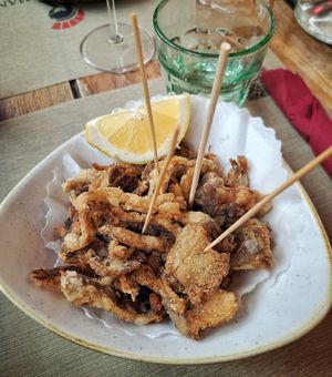 Moscardini fritti vegani at Rifugio Romano in Rome